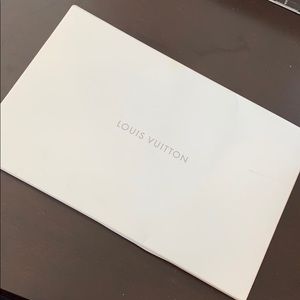 Set Of 7 authentic Louis Vuitton note card set